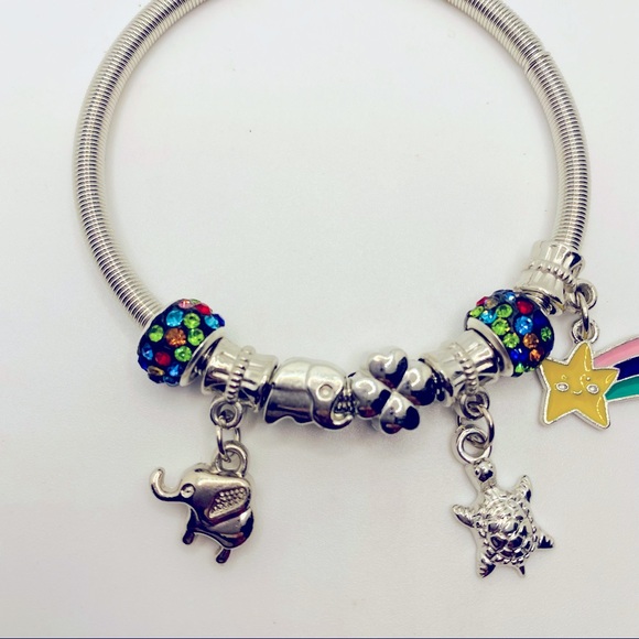 Bracelets Star and Crystals Silver tone Beads - Picture 6 of 8